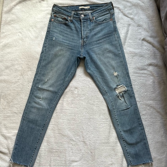 Levi's Denim - LEVI'S Wedgie Skinny Light Distressing Blue Spice Jeans